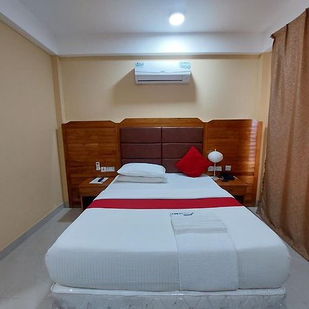 Dolphin Hotel Tanga Ngoại thất bức ảnh