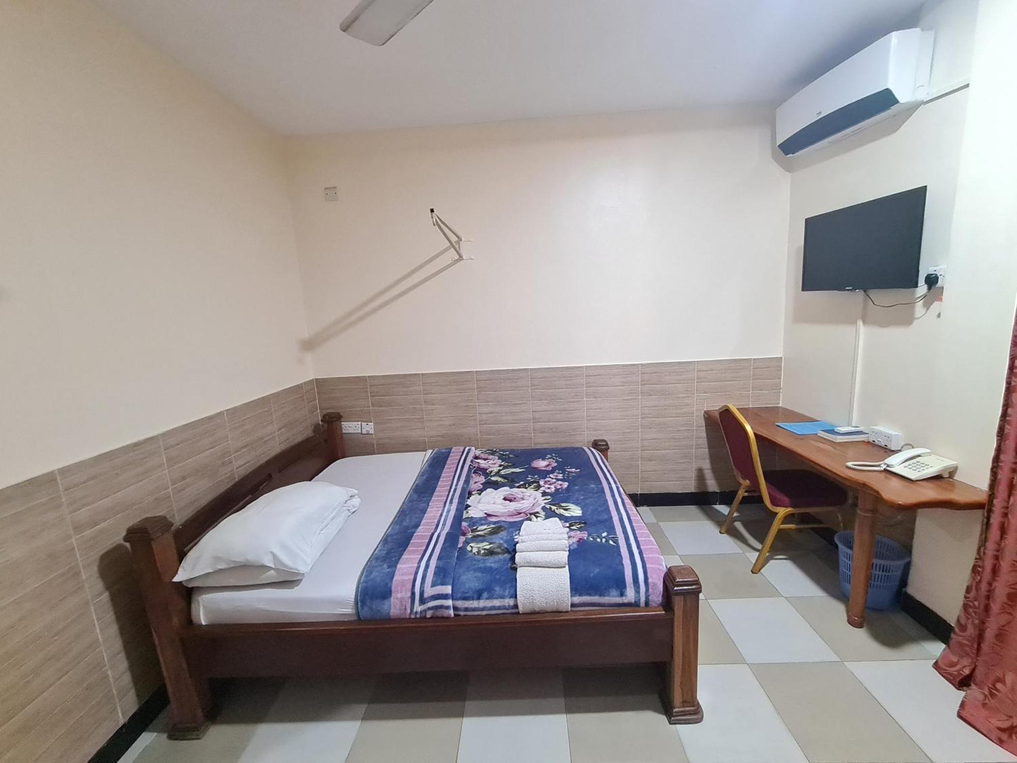 Dolphin Hotel Tanga Ngoại thất bức ảnh