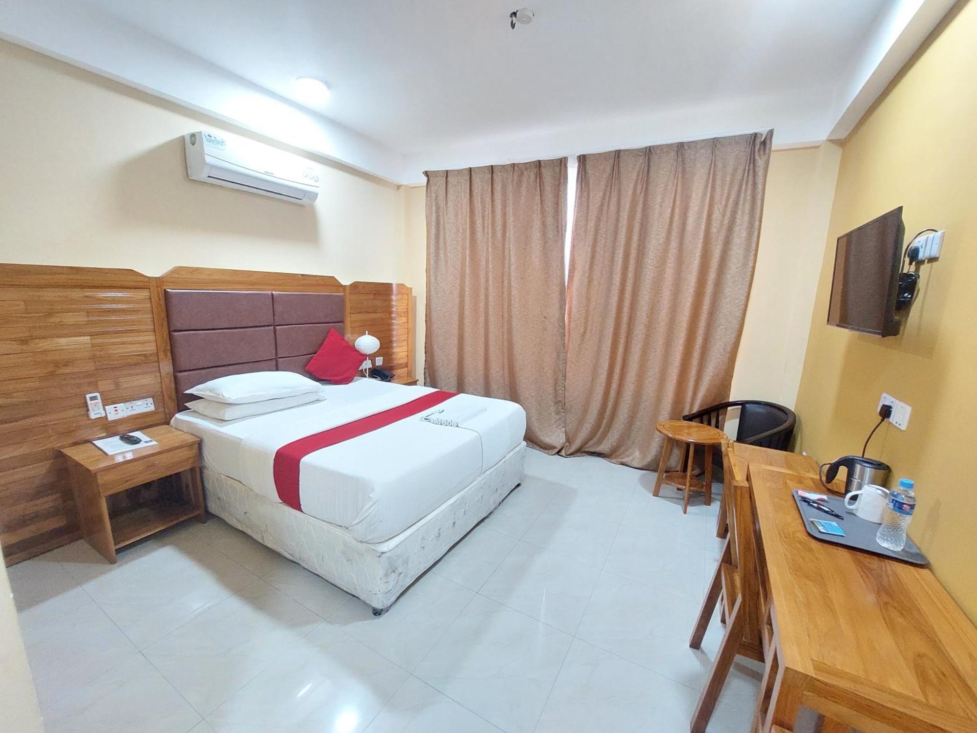 Dolphin Hotel Tanga Ngoại thất bức ảnh