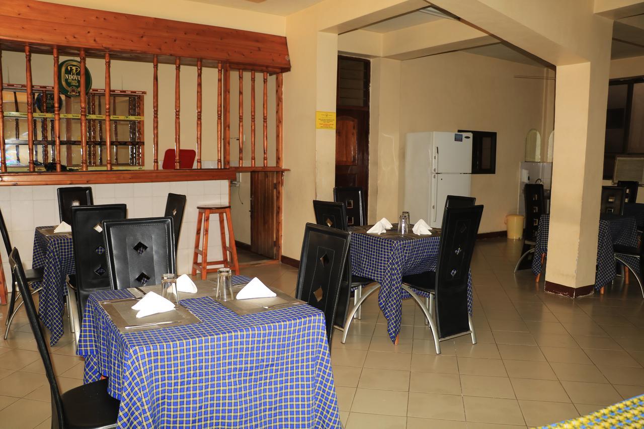 Dolphin Hotel Tanga Ngoại thất bức ảnh