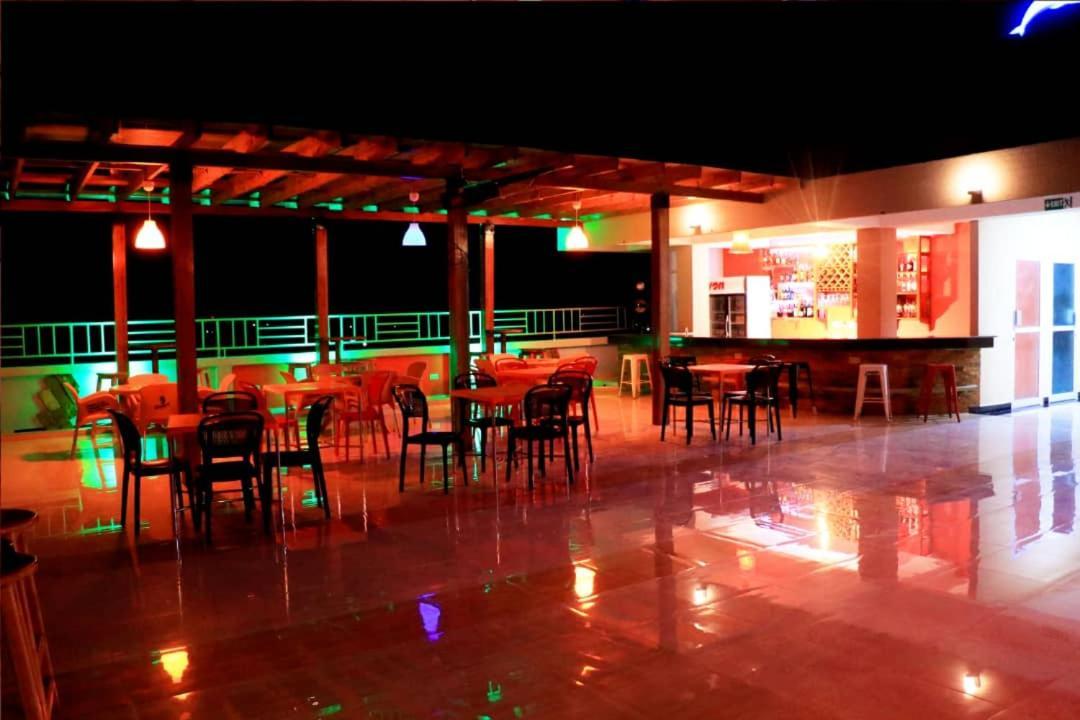 Dolphin Hotel Tanga Ngoại thất bức ảnh
