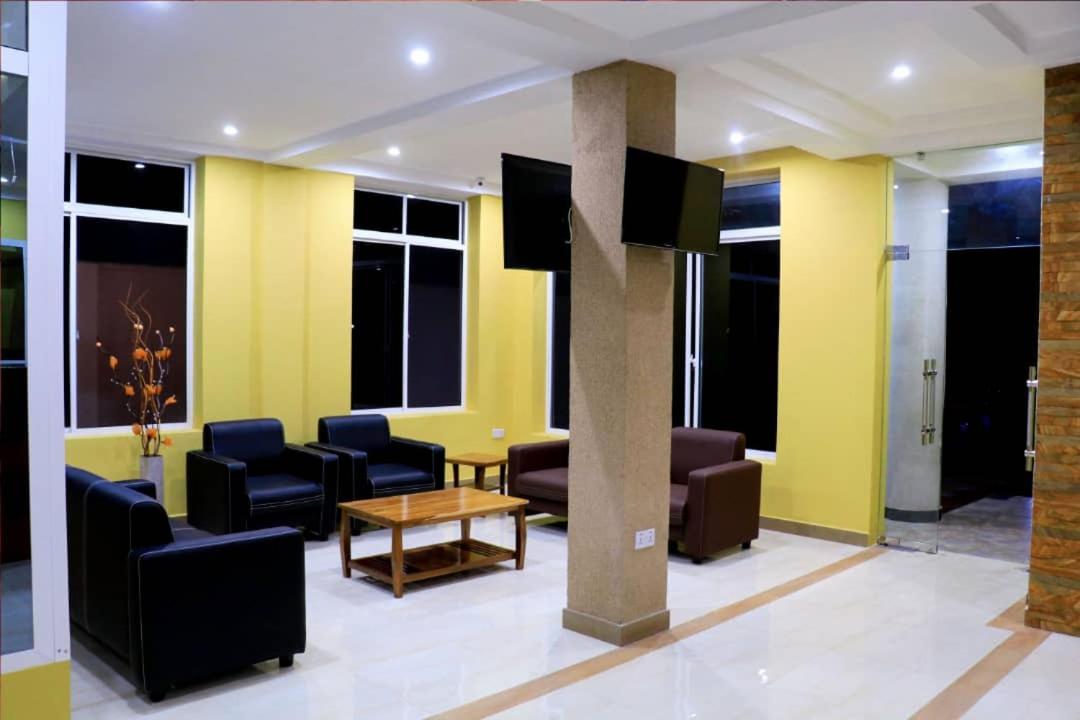 Dolphin Hotel Tanga Ngoại thất bức ảnh